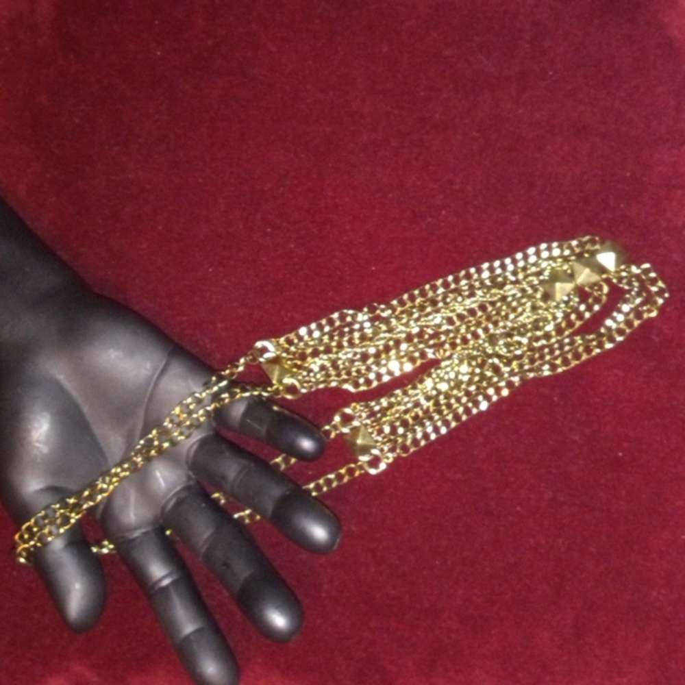 Multi-Chain, Multi-Layered Bib - image 4